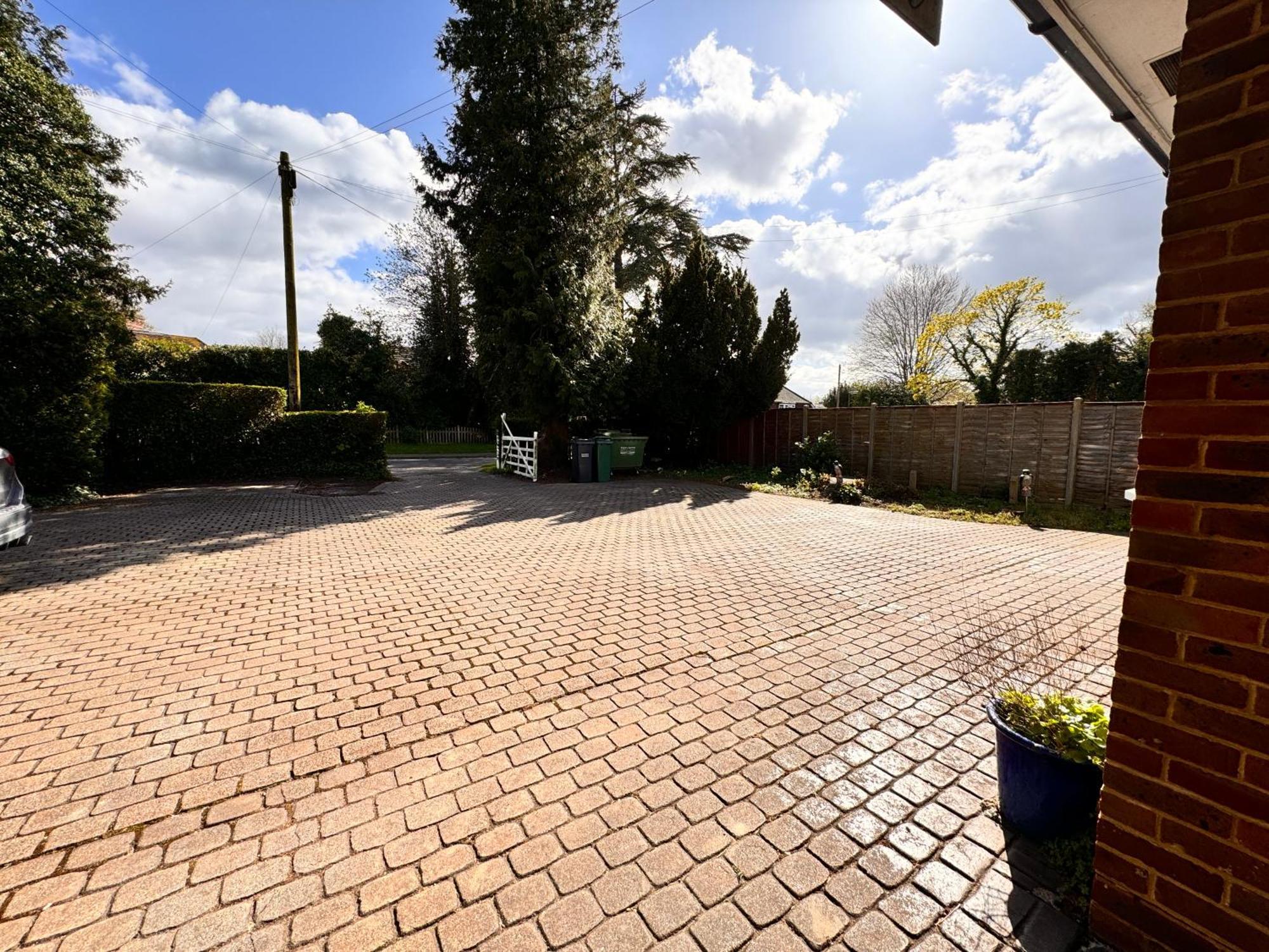 High Trees Guest House Gatwick Horley Exterior photo